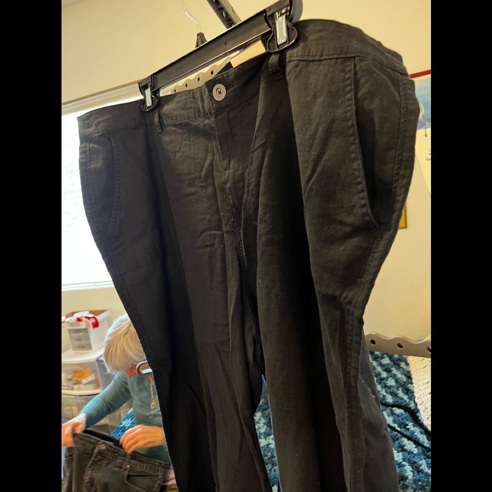 Wide crop pants